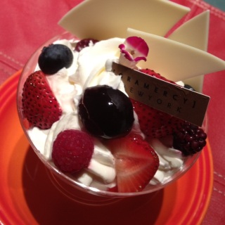 �j���[���[�N�O���}�V�[