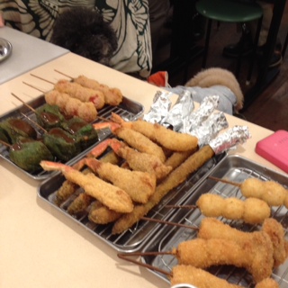 �H������V�̓}�}�B